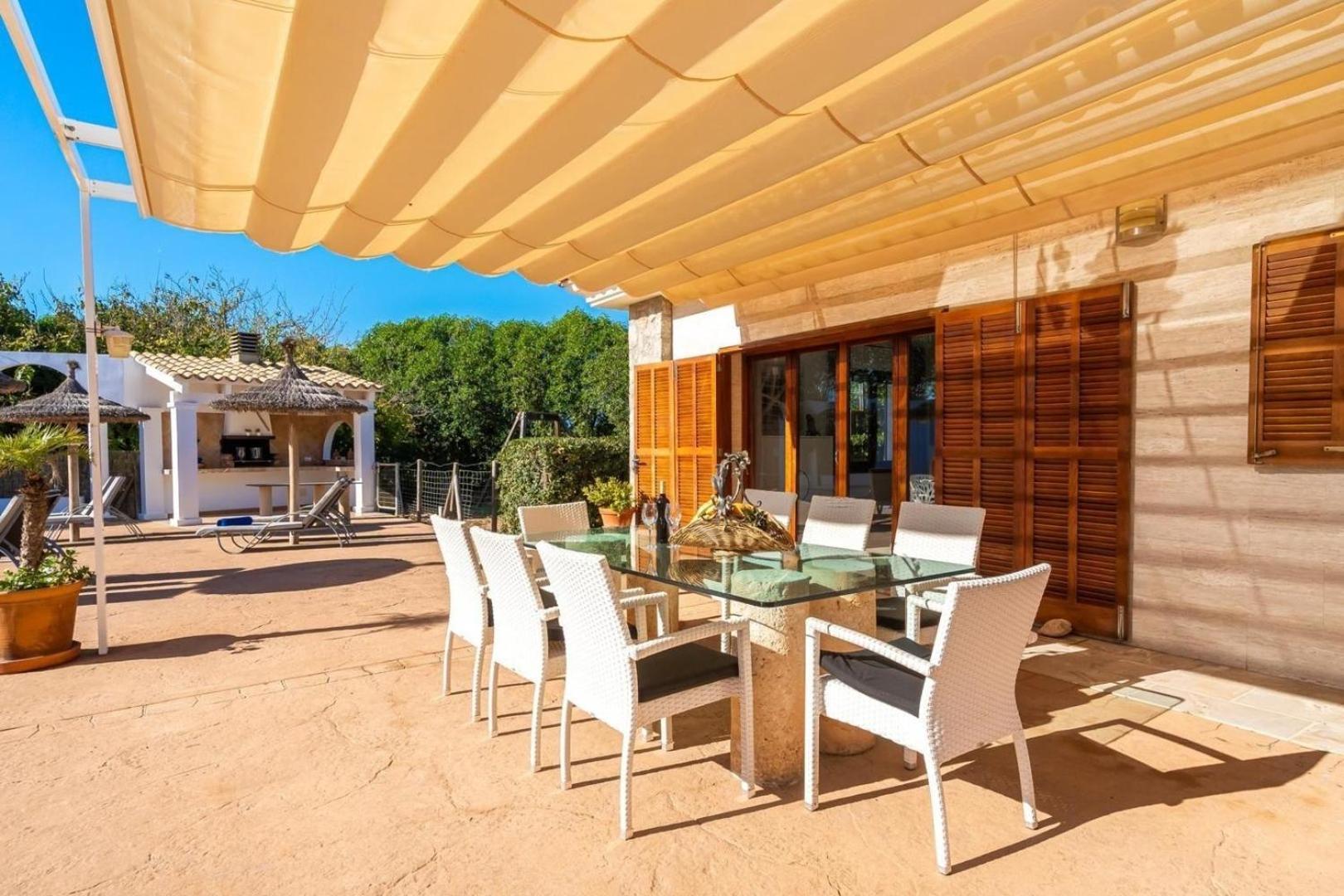 Schoenes Mit Pool Fuer 8 Personen *