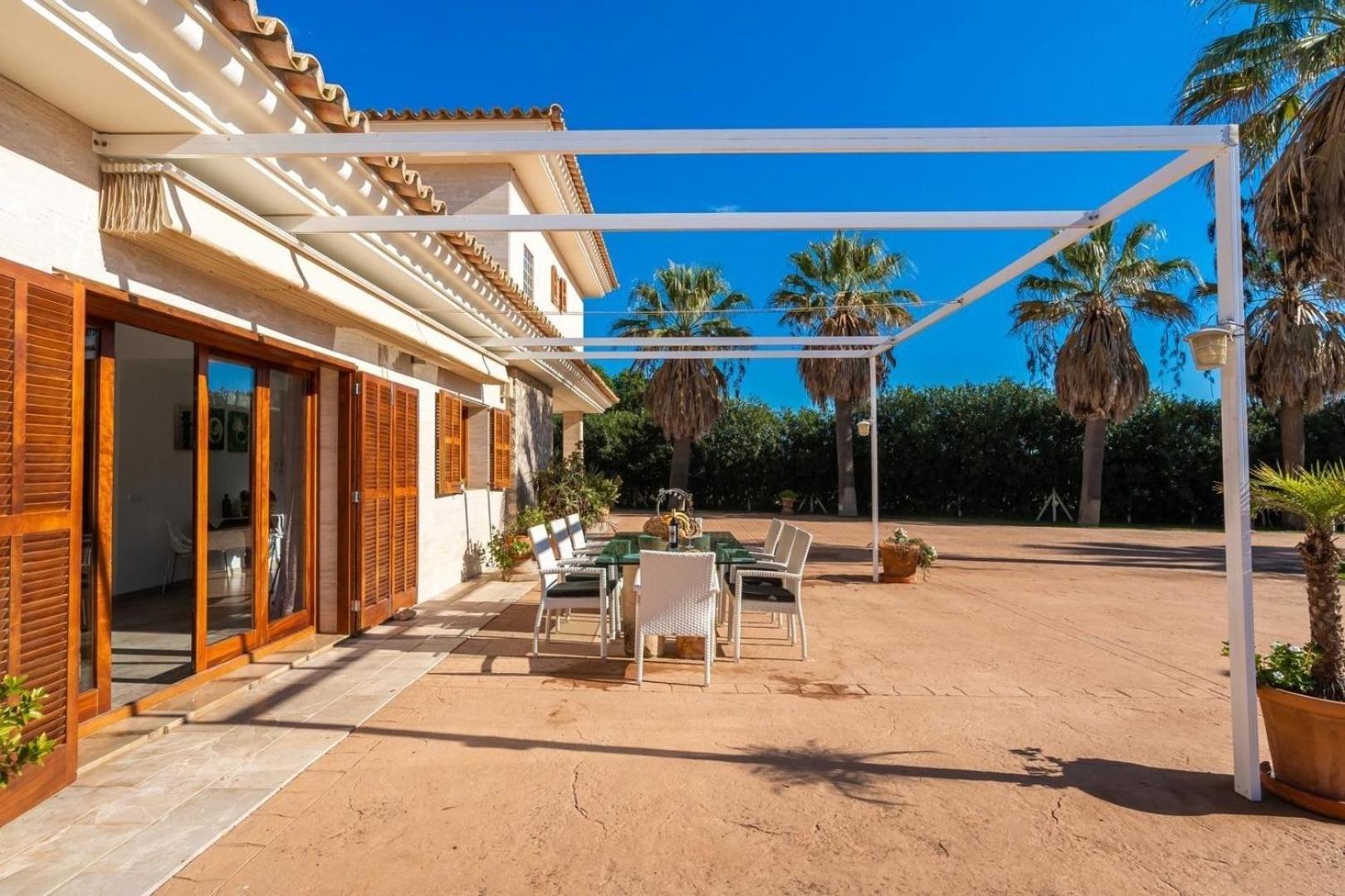 Schoenes Mit Pool Fuer 8 Personen Ferienhaus *